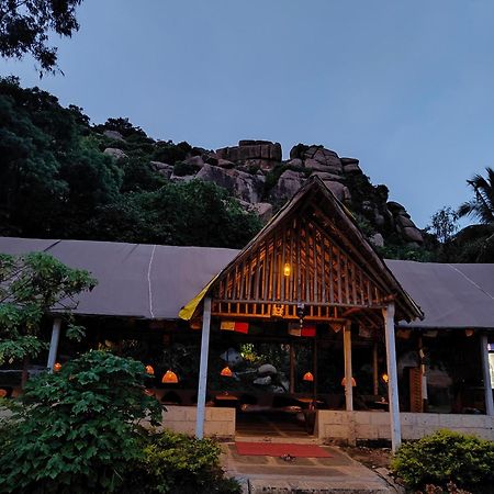Lazy Panda Otel Hampi Dış mekan fotoğraf