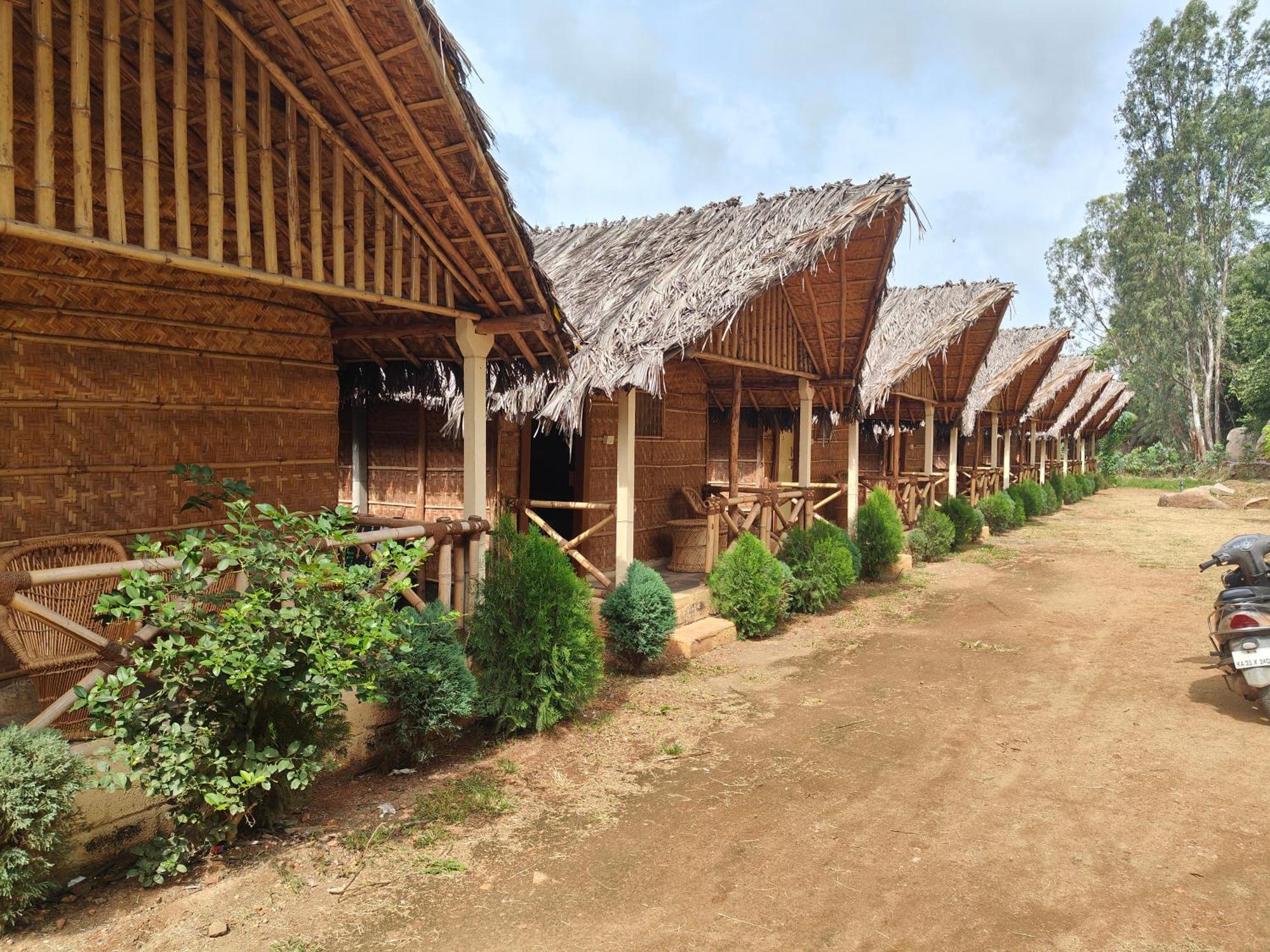 Lazy Panda Otel Hampi Dış mekan fotoğraf